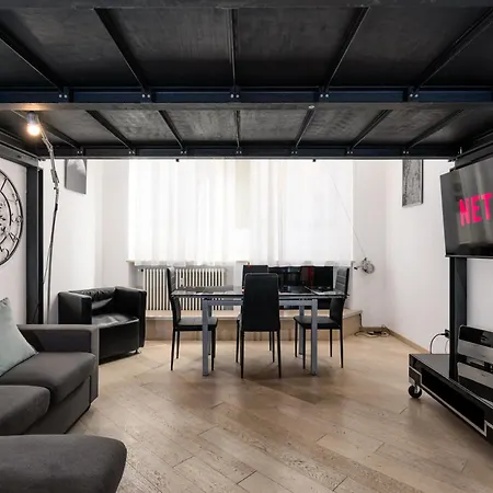 Moderno Loft A 150mt Dalla Metro 