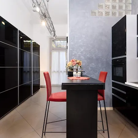 Moderno Loft A 150mt Dalla Metro 